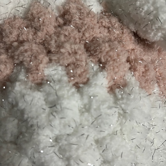 Handmade Crochet Sparkle Large Bee 🐝 - Picture 4 of 5